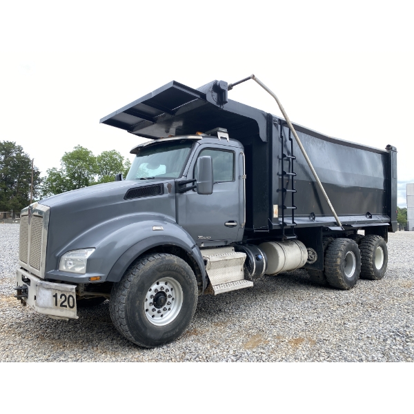 2020 KENWORTH T880 Dump Truck