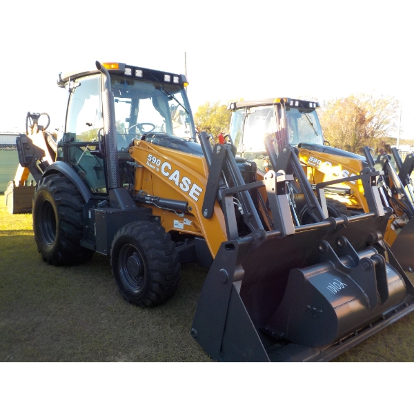 2017 CASE 590SN Backhoe
