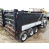 Image 3 : 2020 MACK GR64F Dump Truck