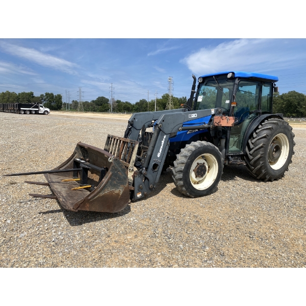 2006 NEW HOLLAND TN95DA Farm Tractor