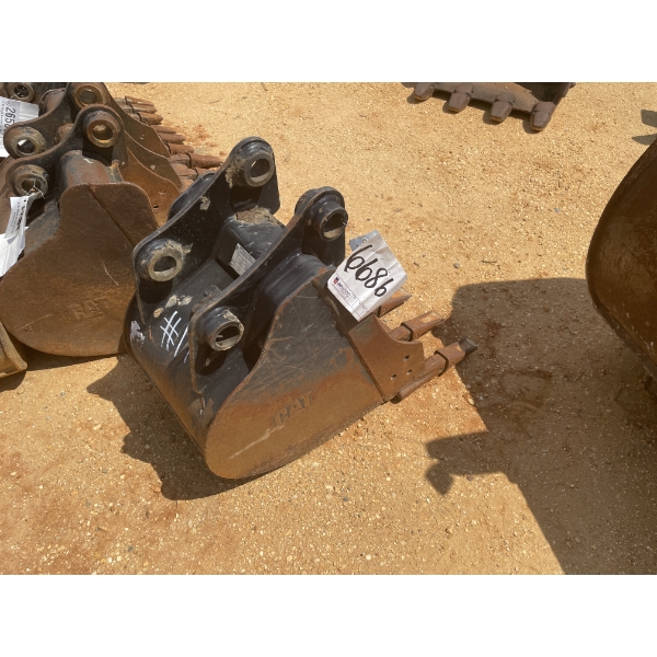 CAT BUCKET 16" W