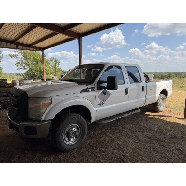 2012 FORD F250 XL Pickup Truck