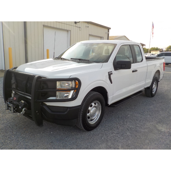 2022 FORD F150 XL Pickup Truck