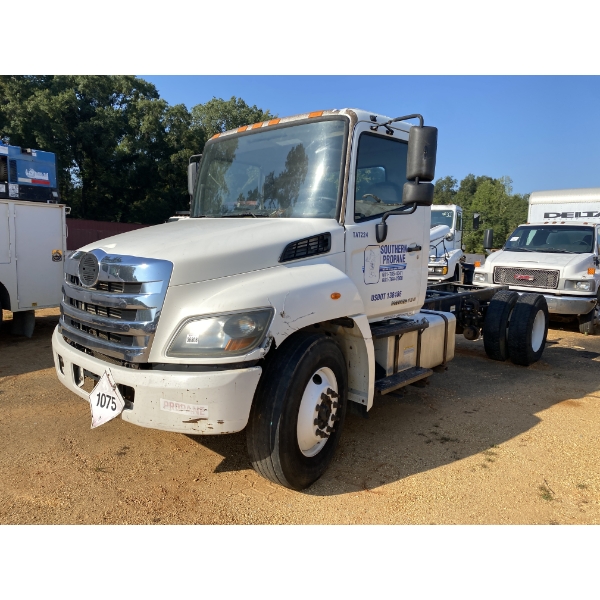 2014 HINO 338 Cab and Chassis Truck