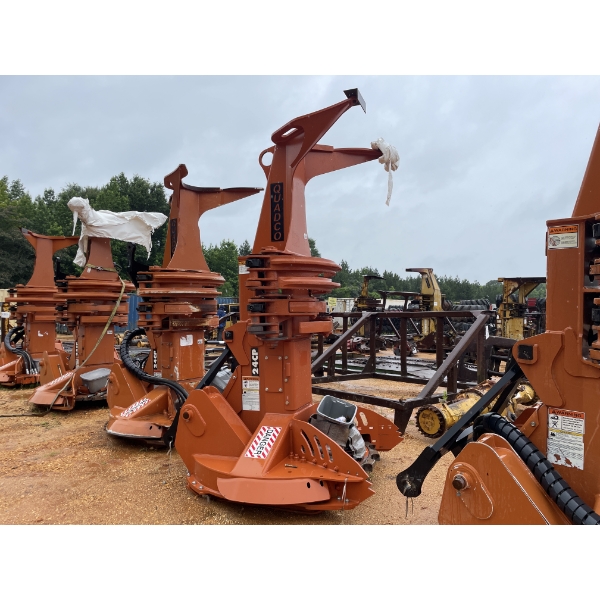 2020 QUADCO 24CP CENTER-POST SAW HEAD