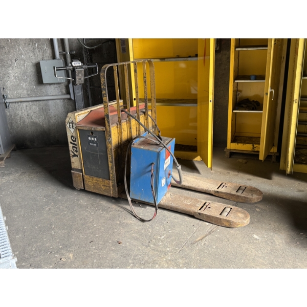 YALE MPW040 ELECTRIC PALLET JACK