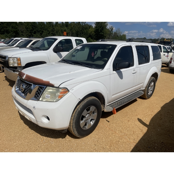 2012 NISSAN PATHFINDER SUV