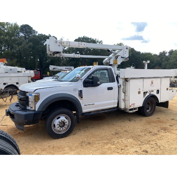 2018 FORD F550 XL Bucket Truck