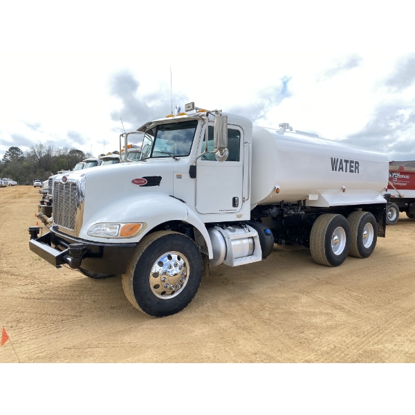 2014 PETERBILT 348 Water Truck