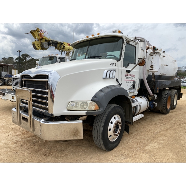 2006 MACK CT713 Sewer Rodder Truck