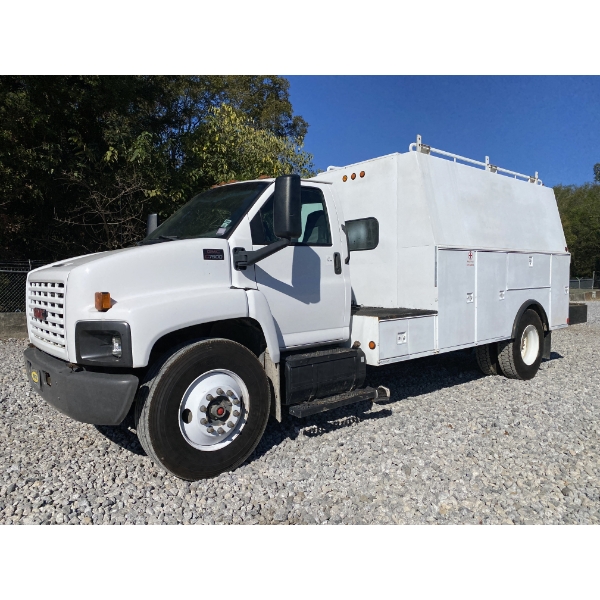 2004 GMC C7500 Service / Mechanic Truck
