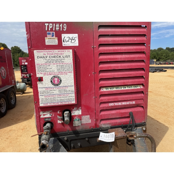 2013 SULLIVAN PALATEK 900 CFM Air Compressor