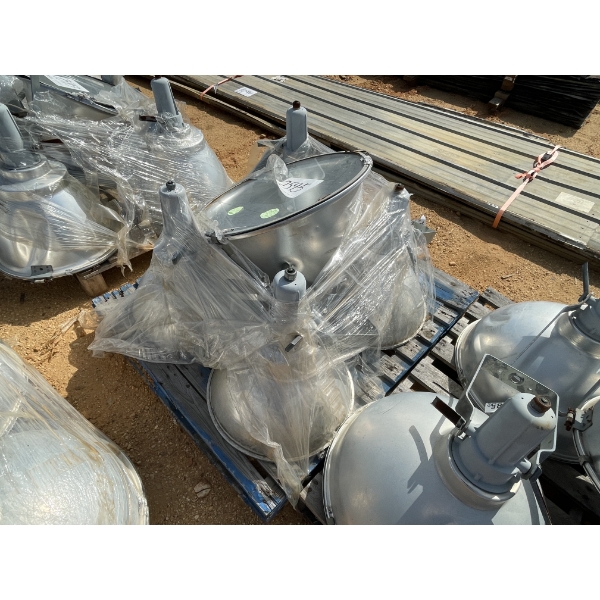 WAREHOUSE LIGHT FIXTURES (5)