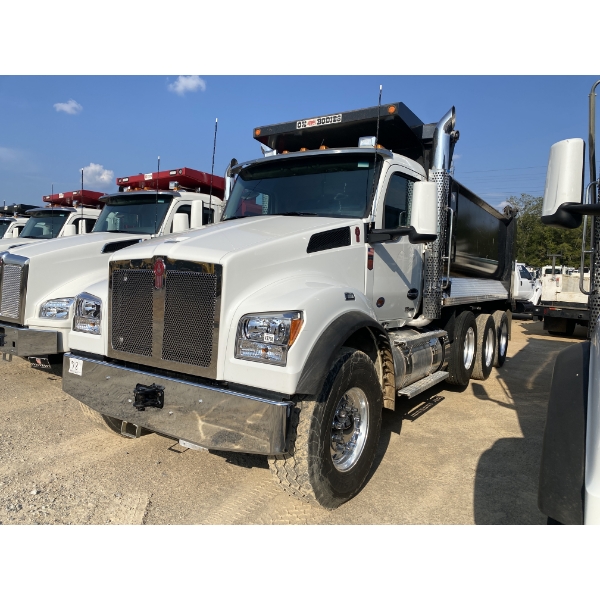 2025 KENWORTH T880S Dump Truck