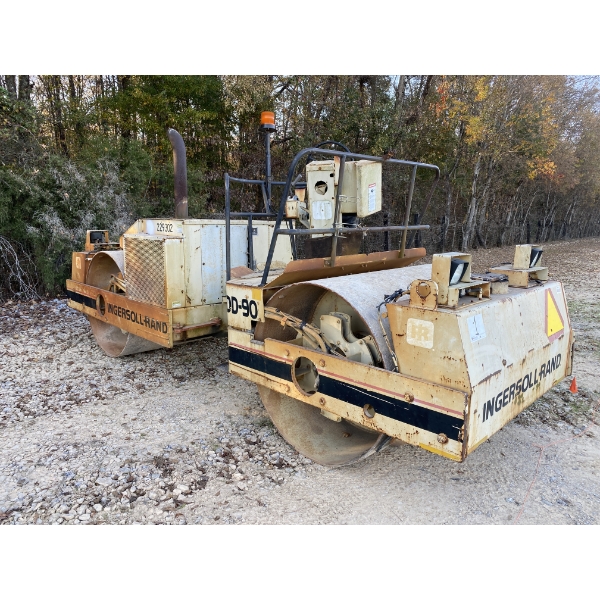 Ingersoll Rand DD90 Smooth Drum Roller