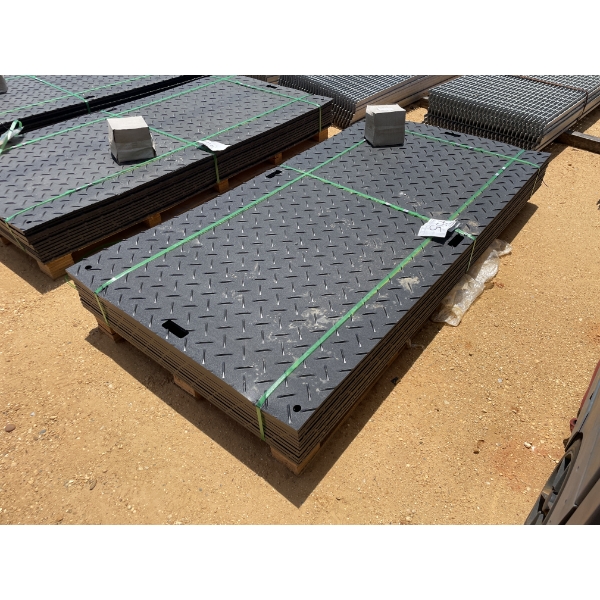 (12) POLYETHYLENE GROUND PROTECTION MATS