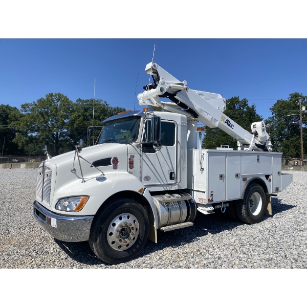 2022 KENWORTH T370 Bucket Truck