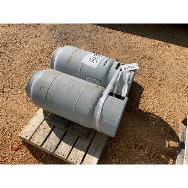 (2) PROPANE TANKS, 80 LBS