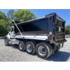 Image 2 : 2022 MACK GR64F Dump Truck