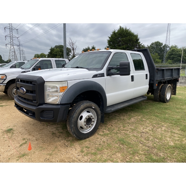 2013 FORD F450 XL Flatbed Truck