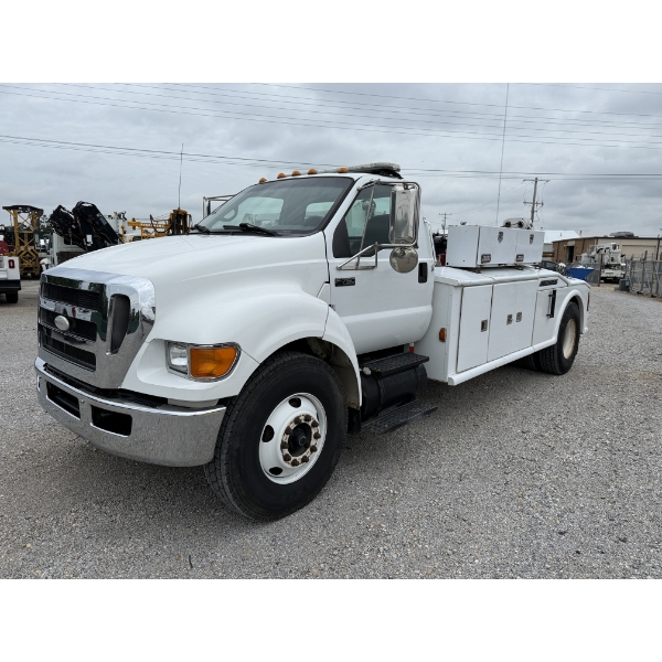 2008 FORD F750 XL Wrecker