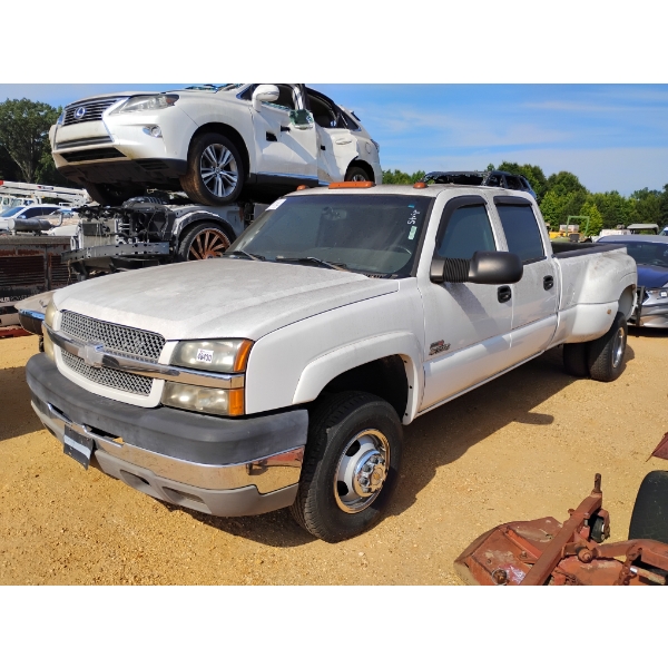 2003 CHEVROLET SILVERADO 3500 LS Pickup Truck