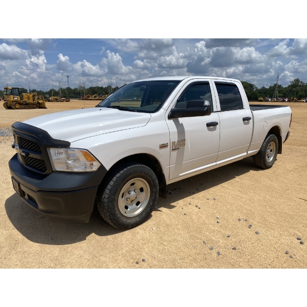 2022 RAM 1500 CLASSIC Pickup Truck