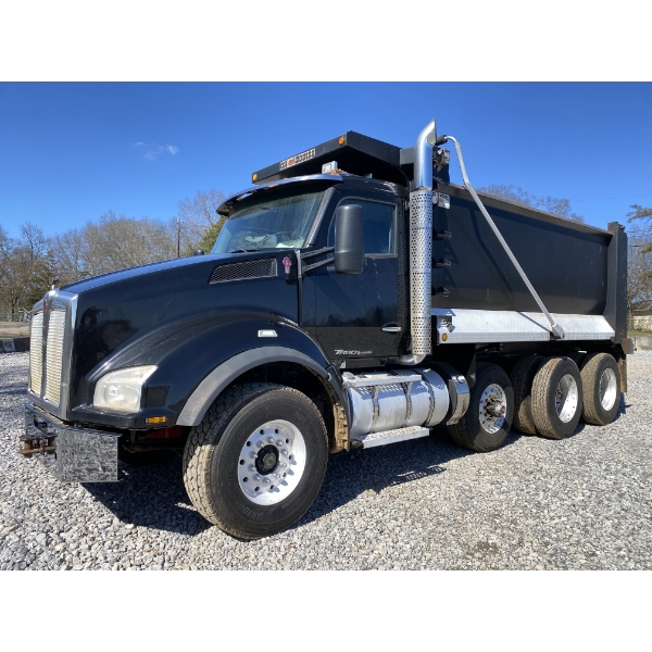 2016 KENWORTH T880 Dump Truck