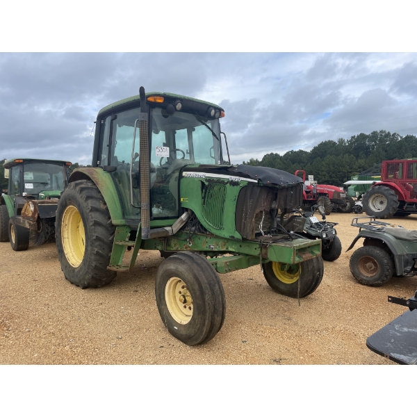 JOHN DEERE 6420 Farm Tractor