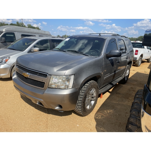 2008 CHEVROLET TAHOE LS SUV