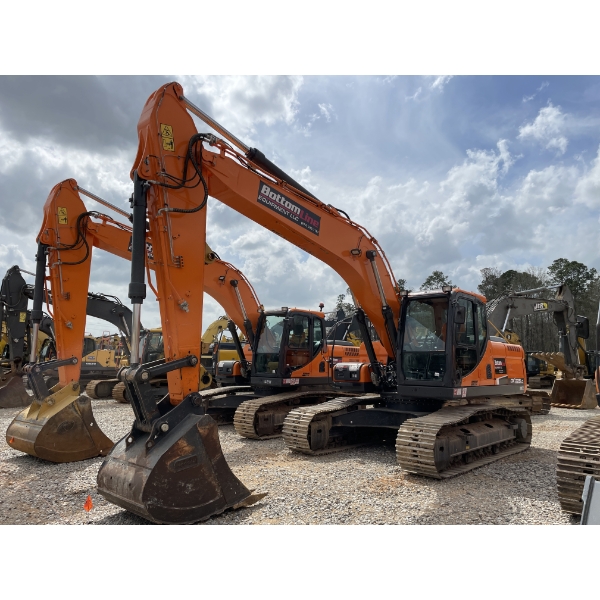 2021 DOOSAN DX225LC-7 Excavator