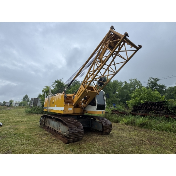 2001 LIEBHERR HS 853 HD Crawler Crane