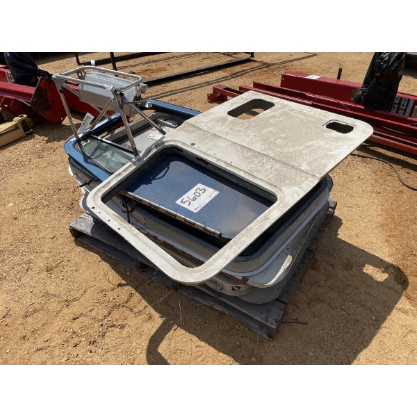 8 PETERBILT TRUCK DOORS