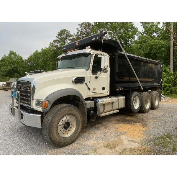 2025 MACK GR64F Dump Truck