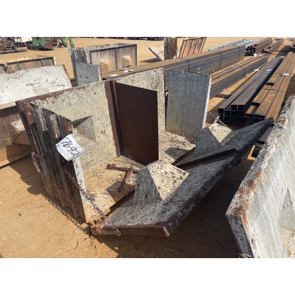 CONCRETE BLOCK MOLD