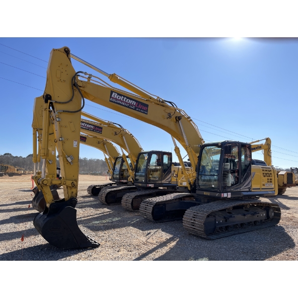 2022 KOBELCO SK210LC-11 Excavator