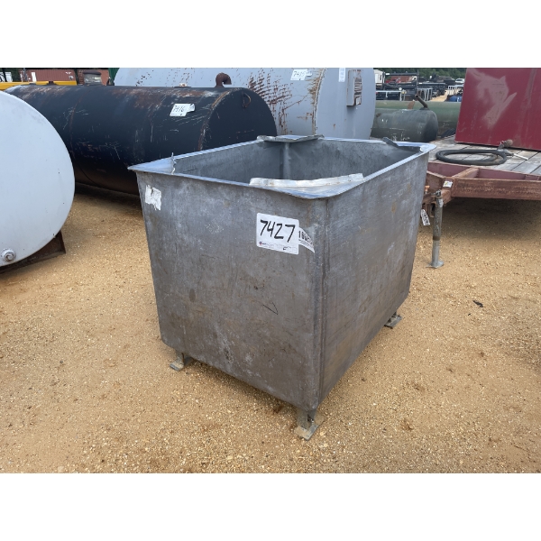 STAINLESS STEEL BIN Approx 3' x  4' x 3'