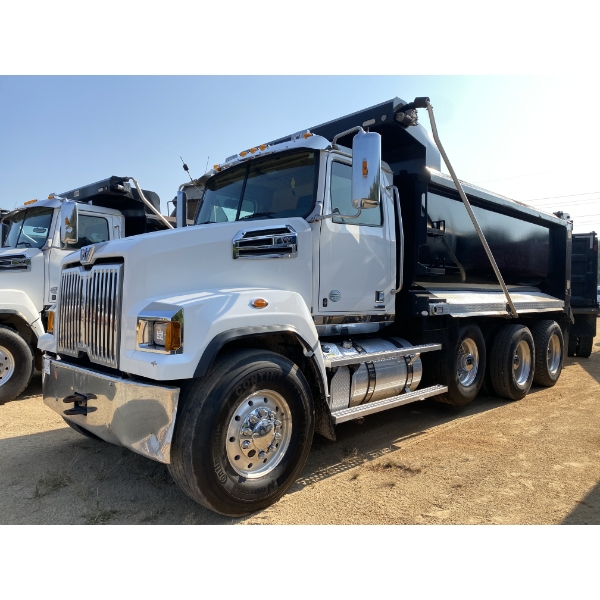 2021 WESTERN STAR 4700SF Dump Truck