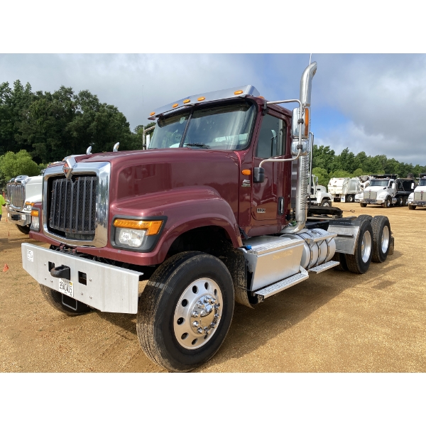 2021 INTERNATIONAL HX515 Day Cab Truck