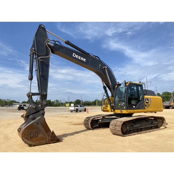 2024 JOHN DEERE 250P Excavator
