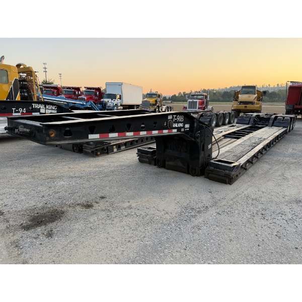 2002 TRAIL KING  Lowboy Trailer