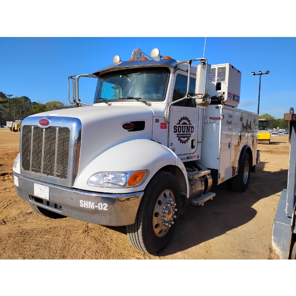 2019 PETERBILT 337 Service / Mechanic Truck