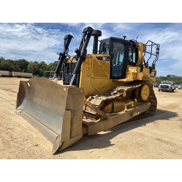 2015 CAT D6T XW Dozer / Crawler Tractor
