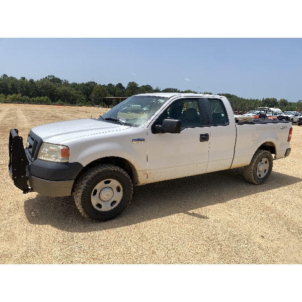 2007 FORD F150 XL Pickup Truck