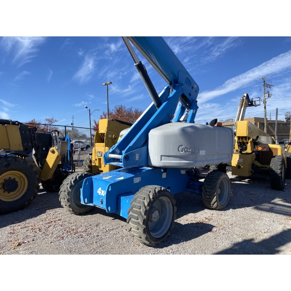 2013 GENIE S-65 Manlift