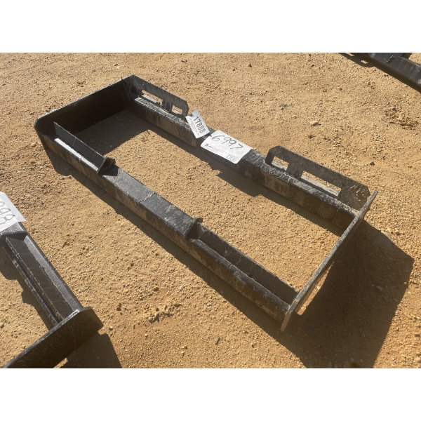 QUICK ATTACH FRAME, fits skid steer loader