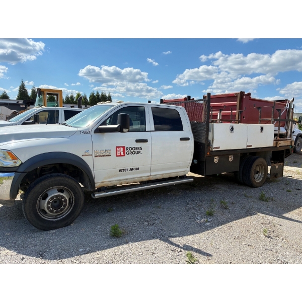 2018 RAM 5500 HD Flatbed Truck