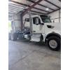 Image 3 : 2026 PETERBILT 567 Roll Off Truck
