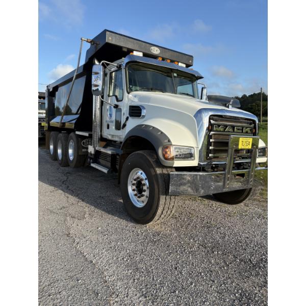 2025 MACK GR64F Dump Truck