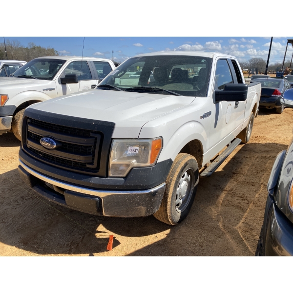 2013 FORD F150 XL Pickup Truck